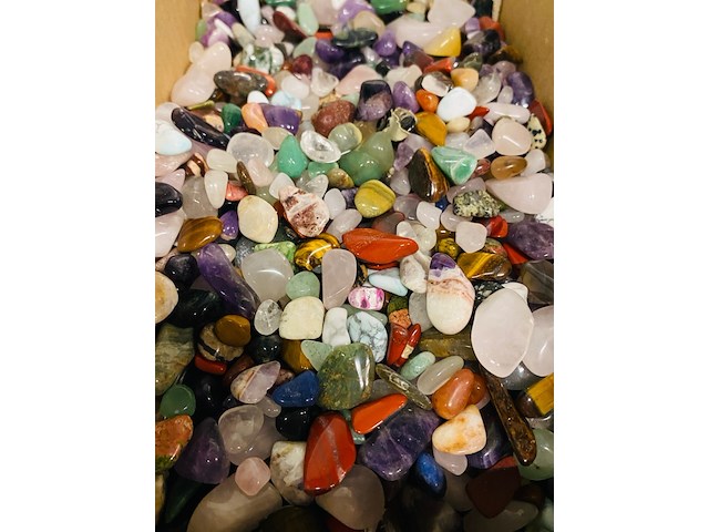 Ca. 5 kilo trommelstenen mix xs - afbeelding 3 van  5