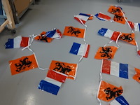 Ca. 5 meter vlaggetjes - afbeelding 2 van  3