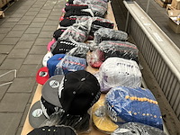 Ca. 500x diverse snapback petten - afbeelding 3 van  7