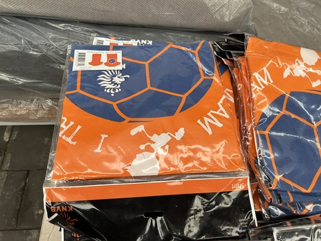 Ca. 500x knvb voetbalkleding voor kinderen - afbeelding 5 van  11
