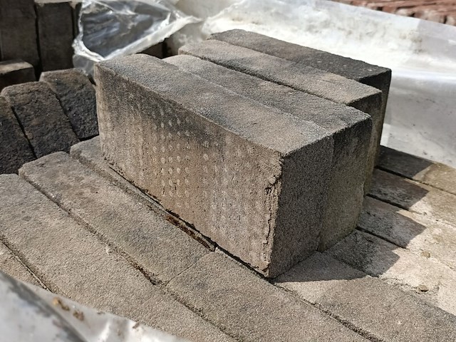 Ca. 500x metselsteen - afbeelding 1 van  5