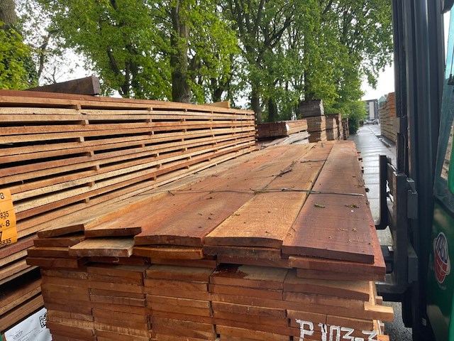 Ca. 50x angelim pedra beschoeiingsplanken, 20x200mm, lengte 350cm - afbeelding 1 van  3