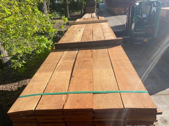 Ca. 50x angelim pedra beschoeiingsplanken, 20x200mm, lengte 450cm - afbeelding 1 van  3