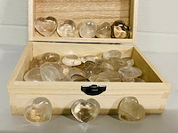 Ca. 50x bergkristal hartjes - afbeelding 4 van  5