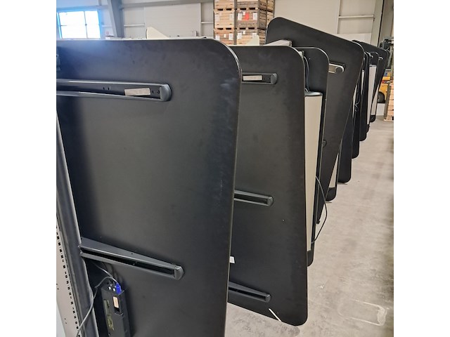 Ca. 50x bureau, o.a. ahrend - afbeelding 11 van  11