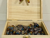 Ca. 50x chakra verzilverde hangers - afbeelding 1 van  4