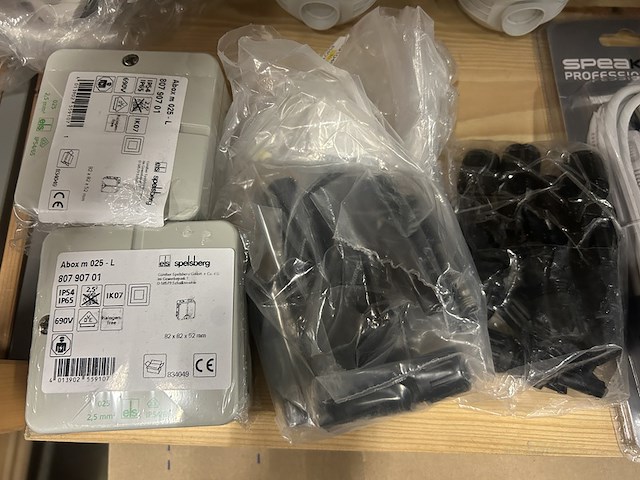 Ca. 50x diverse bouwmarktartikelen w.o. led dimmer, hoekstopkraan w.o. grohe, regn - afbeelding 5 van  10