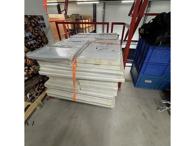 Ca. 50x doos koelelementen - afbeelding 1 van  5