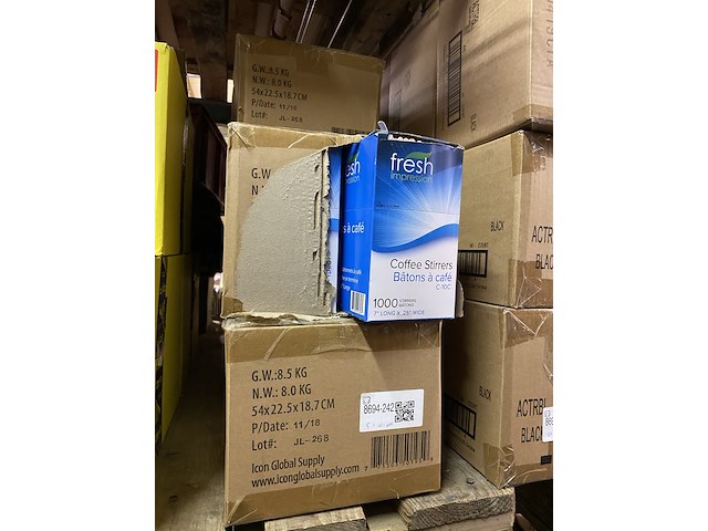 Ca. 50x doosjes a 1000 stuks roerstaafjes, bruin - afbeelding 1 van  3