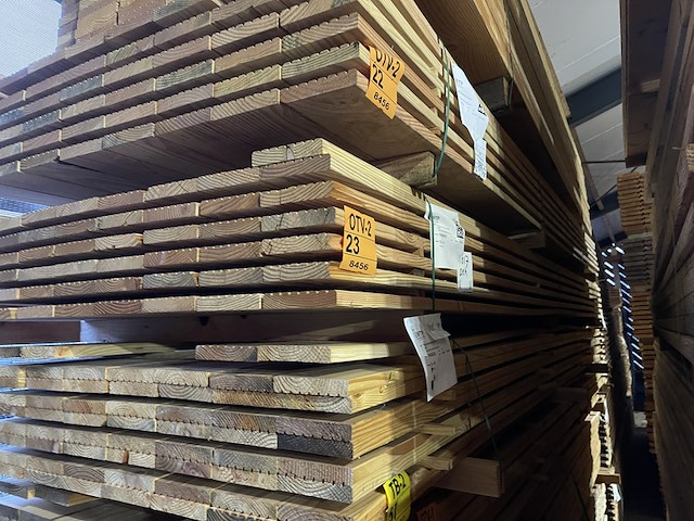 Ca. 50x douglas vlonderplanken, 25x140mm, lengte 400cm - afbeelding 4 van  4