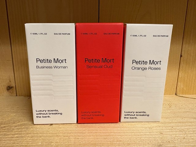 Ca. 50x eau de parfum petite mort, dames, mixpartij - afbeelding 1 van  3