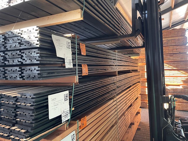 Ca. 50x grenen acoustic design profiel, 22x142mm, lengte 450cm - afbeelding 2 van  4