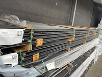 Ca. 50x grenen design- triple- deens profiel zwart gecoat, 18x140mm, lengte 510cm - afbeelding 2 van  3