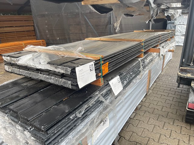Ca. 50x grenen design profiel zwart gecoat, 18x140mm, lengte 510cm - afbeelding 2 van  3