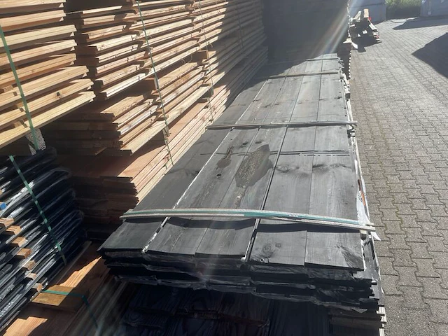 Ca. 50x grenen zweeds rabat zwart gecoat, 21x190mm, lengte 400cm - afbeelding 1 van  3