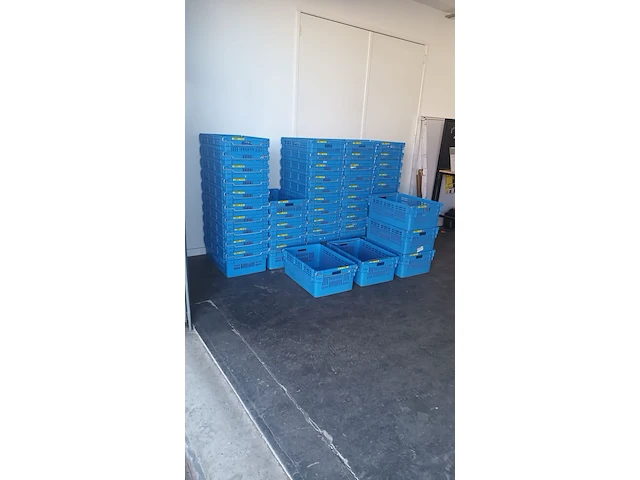 Ca. 50x kratten, blauw - afbeelding 1 van  5