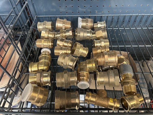 Ca. 50x messing koppelingen en fittingen - afbeelding 2 van  7