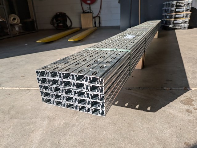 Ca. 50x montagerail - afbeelding 2 van  5