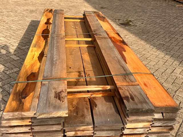 Ca. 50x mora damwand-/paardenbox profiel, 40x190mm, lengte 305cm - afbeelding 1 van  3