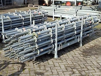 Ca. 50x staanders met pen, layher, allround | 300cm (ring 50), in transportbok