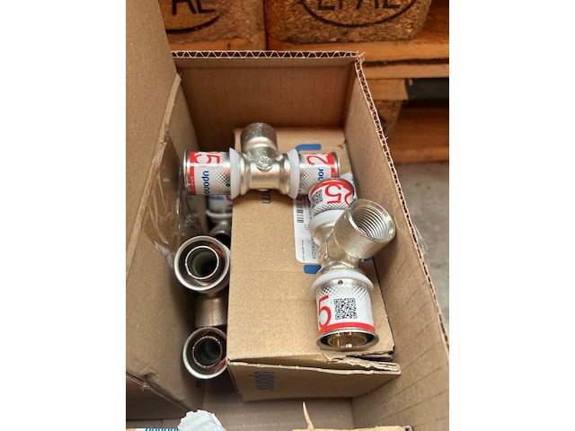 Ca. 50x uponor s-press plus t-stukken - afbeelding 3 van  6