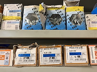 Ca. 50x verpakking ijzerwaren w.o. schroeven, spijkers, pluggen, w.o. heco, fis, kelfort - afbeelding 5 van  18