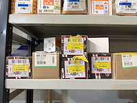 Ca. 50x verpakking ijzerwaren w.o. schroeven, spijkers, pluggen, w.o. heco, fis, kelfort - afbeelding 17 van  18