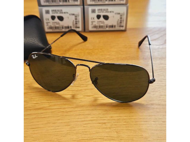 Ca. 50x zonnebrillen, rayban, o.a. aviator, marshal en outdoorsman - afbeelding 10 van  39