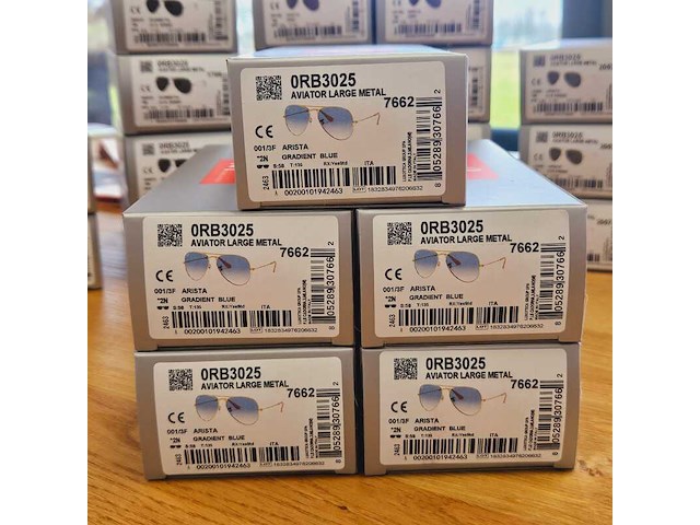 Ca. 50x zonnebrillen, rayban, o.a. aviator, marshal en outdoorsman - afbeelding 16 van  39