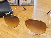 Ca. 50x zonnebrillen, rayban, o.a. aviator, marshal en outdoorsman - afbeelding 24 van  39