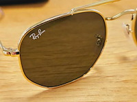 Ca. 50x zonnebrillen, rayban, o.a. aviator, marshal en outdoorsman - afbeelding 28 van  39