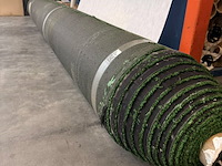 Ca. 51,8m2 kunstgras, 10 mm hoog, groen - afbeelding 2 van  2
