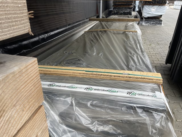 Ca. 51x douglas dubbele rhombus zwart gecoat, 25x137mm, lengte 300cm - afbeelding 1 van  3
