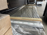 Ca. 51x douglas dubbele rhombus zwart gecoat, 25x137mm, lengte 300cm - afbeelding 1 van  3