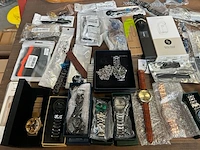 Ca. 51x horloges en horloge accessoires, w.o. ticwatch, poedagar, selencia - afbeelding 9 van  16