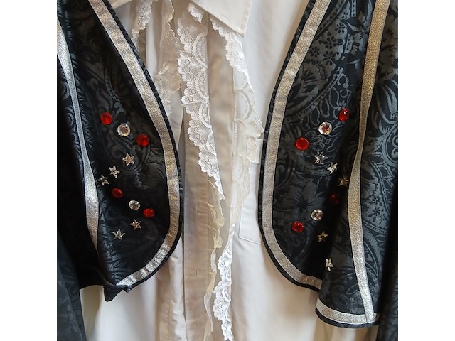 Ca. 51x spaanse outfits - afbeelding 9 van  9