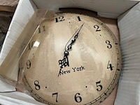 Ca. 51x woonaccessoires w.o. retro klokken new york - afbeelding 2 van  3