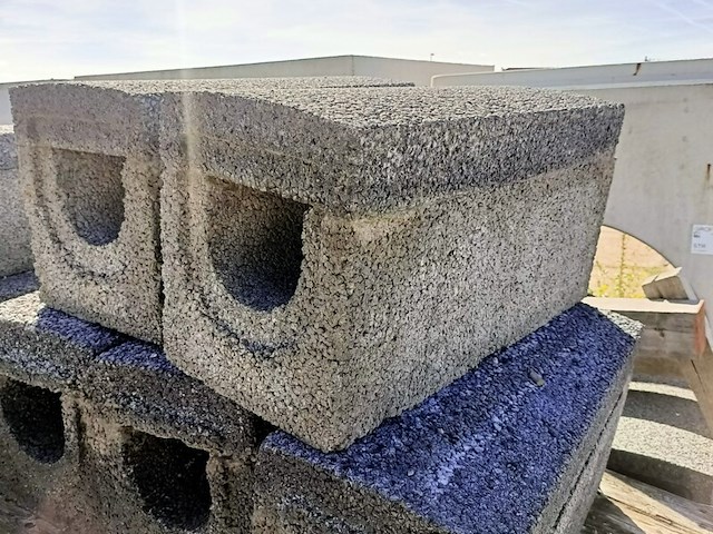 Ca. 52x betonband permeoblok - afbeelding 4 van  11