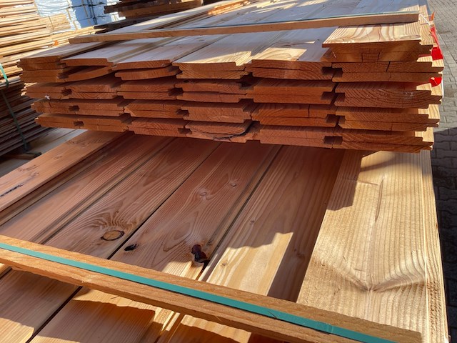 Ca. 52x douglas wisselsponning/halfhoutsrabat, 18x190mm, lengte 400cm - afbeelding 3 van  3