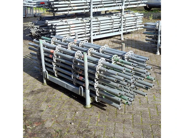 Ca. 52x staanders met pen, layher, allround | 200cm (ring 50), in transportbok - afbeelding 1 van  6