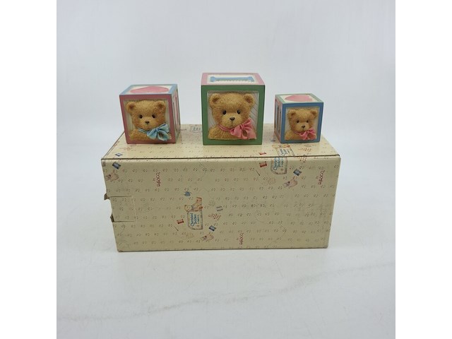 Ca. 54x beeldje, o.a. cherished teddies, o.a. love letters blocks - afbeelding 1 van  5