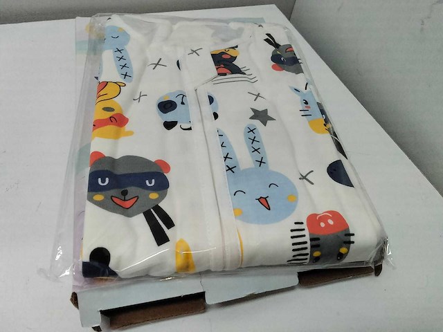 Ca. 55 baby slaapzakken - afbeelding 1 van  3