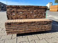 Ca. 552x guyana ipé latten geschaafd, 25x40mm, lengte 368/65cm, 23/135cm, 161/155cm - afbeelding 3 van  3