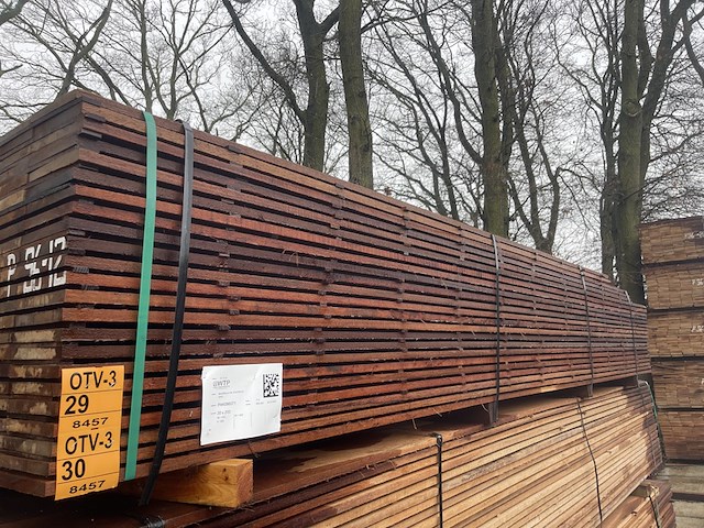 Ca. 55x guyana teak beschoeiingsplanken, 20x200mm, lengte 9/350cm, 16/400cm, 30/450cm - afbeelding 4 van  4