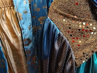 Ca. 55x japans en oosterse outfits - afbeelding 7 van  11