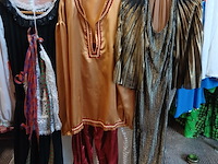 Ca. 55x japans en oosterse outfits - afbeelding 9 van  11