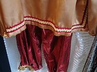 Ca. 55x japans en oosterse outfits - afbeelding 11 van  11