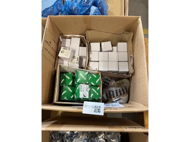 Ca. 55x manometer, o.a. caleffi en oeg, 557204 en 310776240 - afbeelding 4 van  6