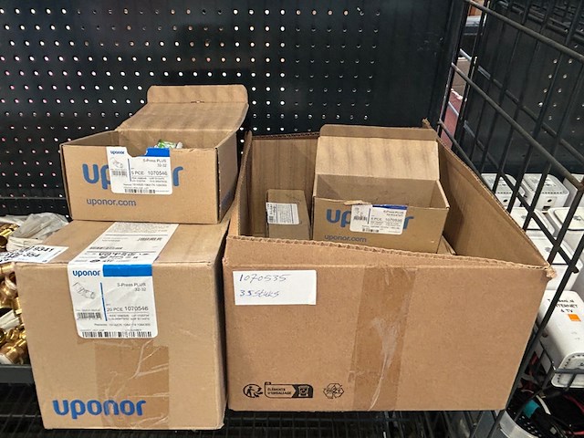 Ca. 55x uponor perskoppelingen, uponor - afbeelding 1 van  5