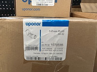 Ca. 55x uponor perskoppelingen, uponor - afbeelding 4 van  5